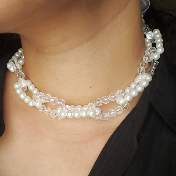 Vintage | 70-80s Ribbon and Pearl Chain Choker - Picture 3 of 5